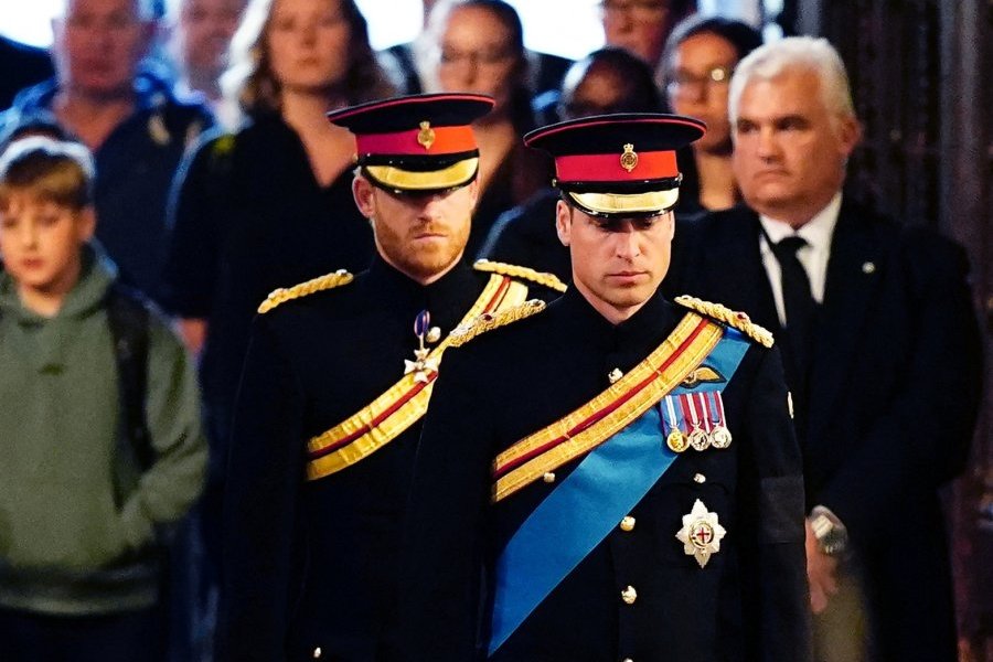 Prince William and Prince Harry don uniform in vigil by queen’s coffin